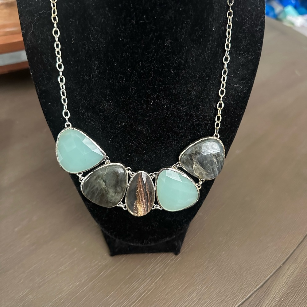 Stella & Dot statement necklace
